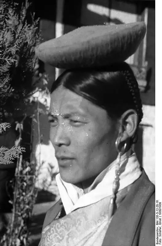 1938年，希特勒派人到西藏寻找日耳曼人祖先，留下了这组珍贵照片 - 32