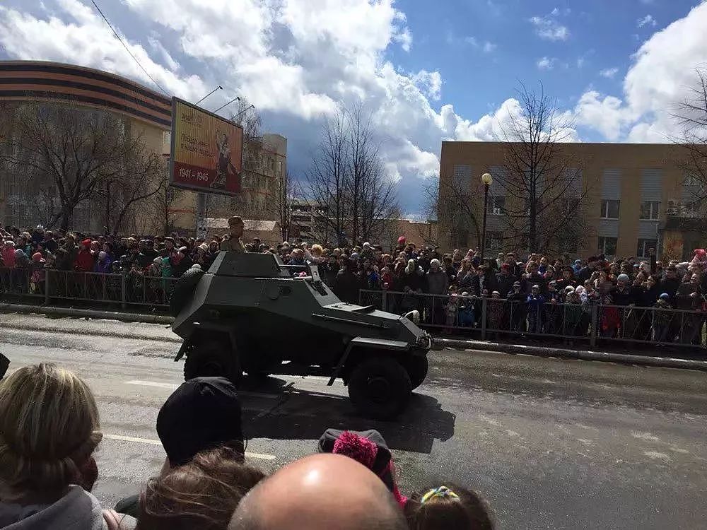 俄国阅兵把二战古董战车开上大街，T35坦克引起军迷一片尖叫 - 19