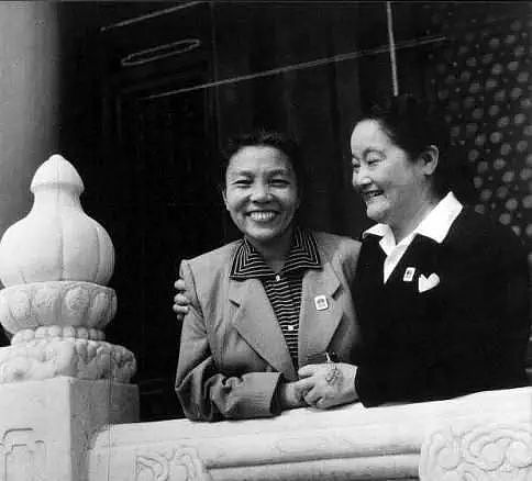 史良| 她是“民国十大才女”之一，中国第一位女部长，为几代中国女人撑起了婚姻 - 7