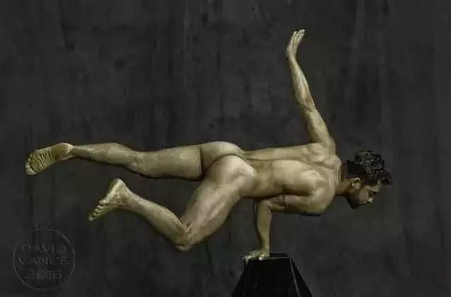 男人裸体瑜伽，美好的肉体与艺术的结合！ - 1