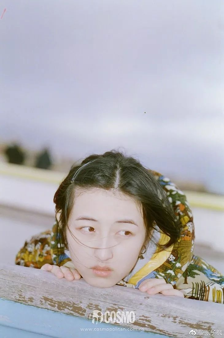 美人计 | 张子枫神似山口百惠的日系颜，是昭和时代的极品脸 - 34