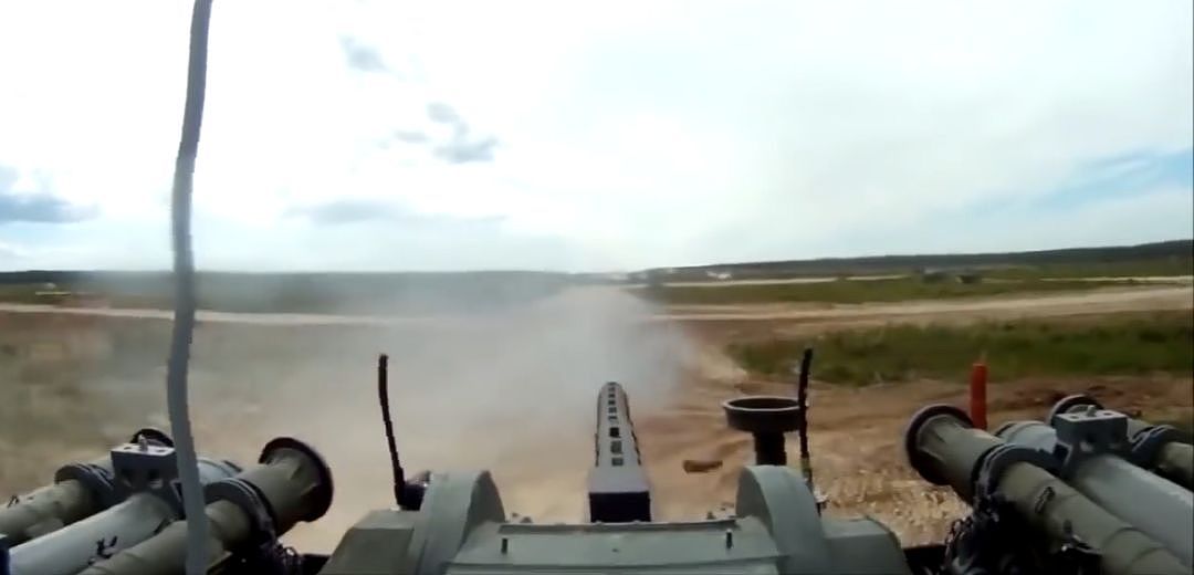 俄罗斯派无人坦克去叙利亚战场刷经验，结果却令人不忍直视 - 7