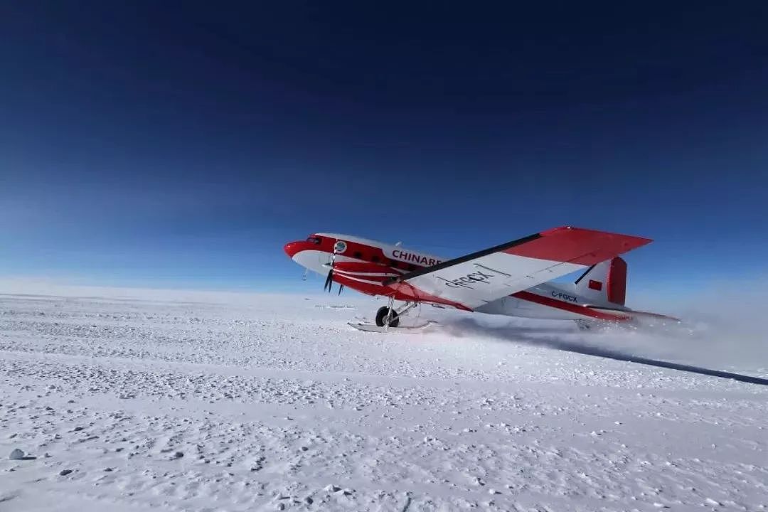 韩国在南极救中国科考队员，各国齐聚南极都在干些啥？｜军情晚报 - 22