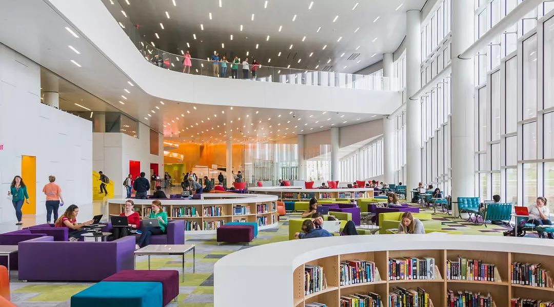 这家由机器人管理的图书馆，设计可以媲美 Apple Store - 9