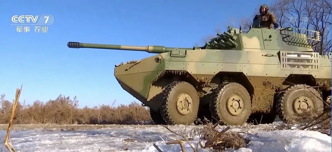 轮式坦克：解放军新型105突击炮专为局部战争准备 - 10