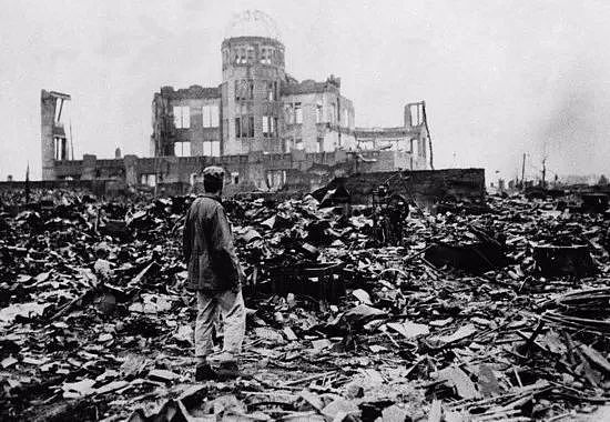 聚焦 | 比基尼背后的血腥秘密：美军12年用67枚核弹毁灭一个民族，核辐射人体实验危害至今 - 5