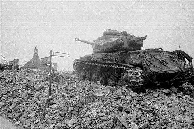 这名二战德国宪兵只上过一次战场，却击毁13辆T-34坦克 - 7