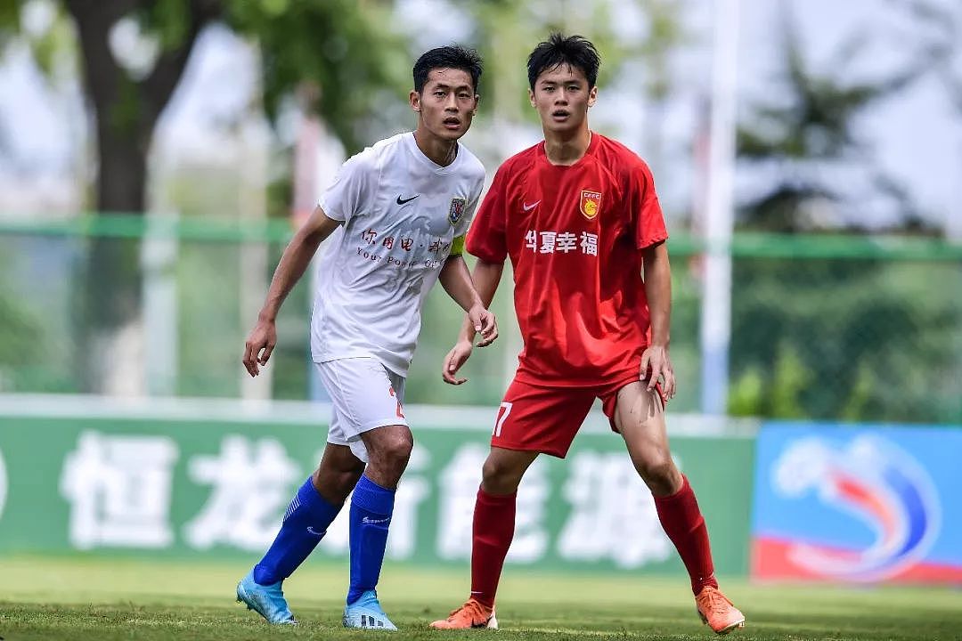 潍坊杯透视01年龄段现状：走近中国青训最低谷时期的足球少年 - 1