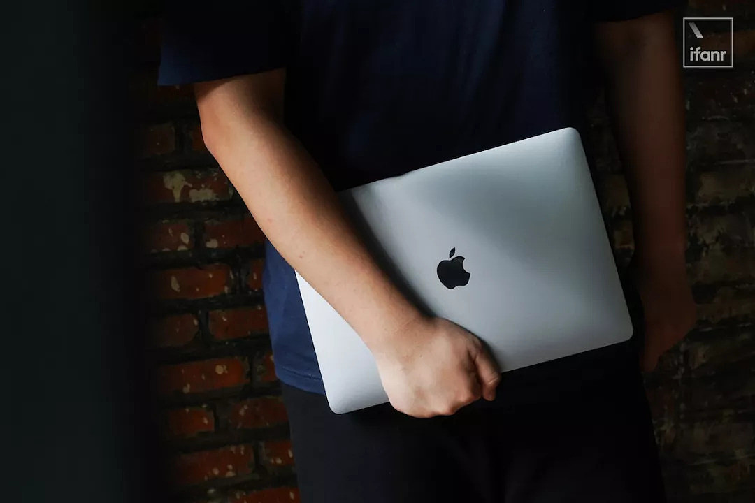 50000 块的顶配版 MacBook Pro，除了炫富还能干啥？ - 8