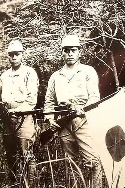 抗战期间，日本兵的脸，为何比中国兵“多”了一样东西？ - 8