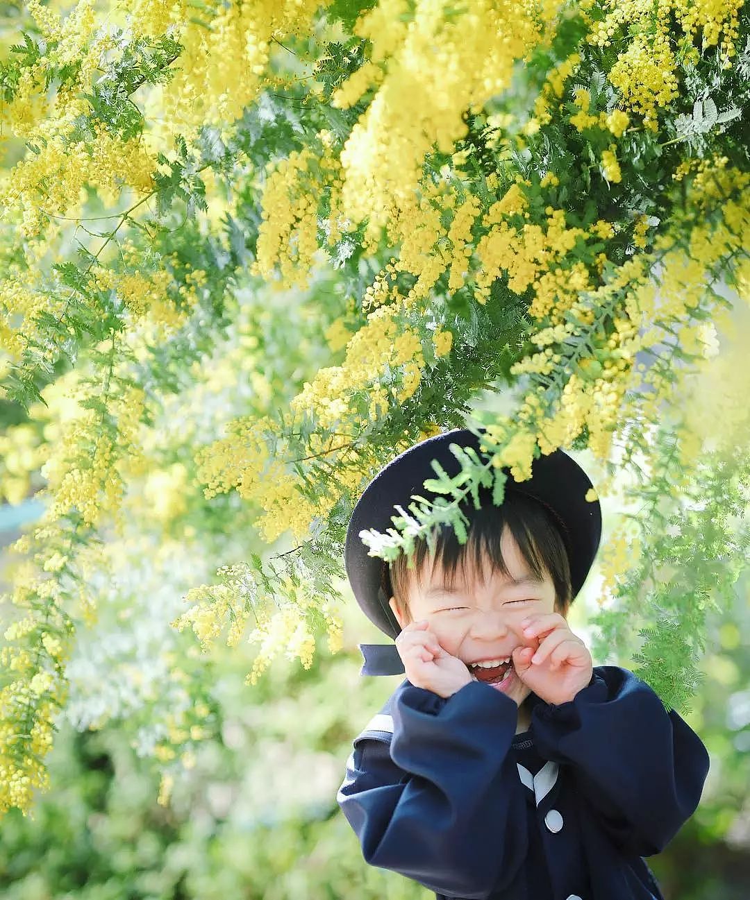 日本妈妈偷拍樱花树下的儿子，美成宫崎骏童话，治愈无数人 - 13