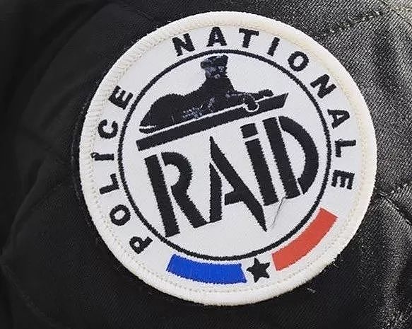 法兰西黑豹| RAID，一支称为“黑衣人特别行动队”的法国反恐精英 - 6