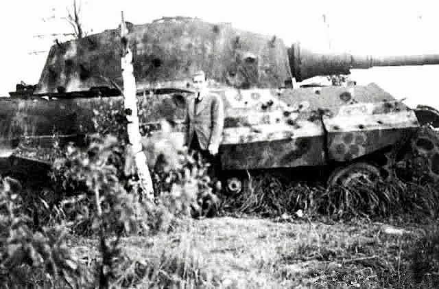 独孤求败，看二战中被摧毁的虎王坦克，很少正面击穿｜老照片 - 15