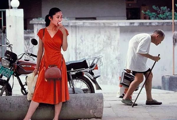 1995年镜头下的中国女性，潮流与美貌共存的年代。 - 6