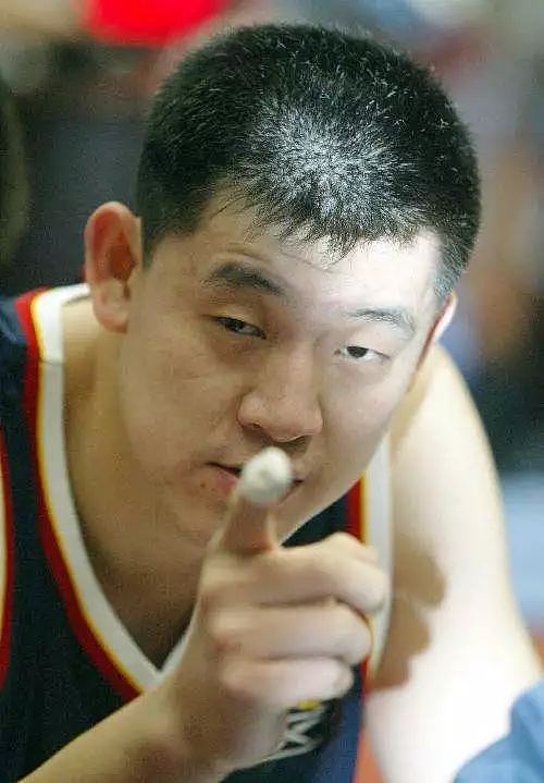 中国篮球，70年70人 - 61