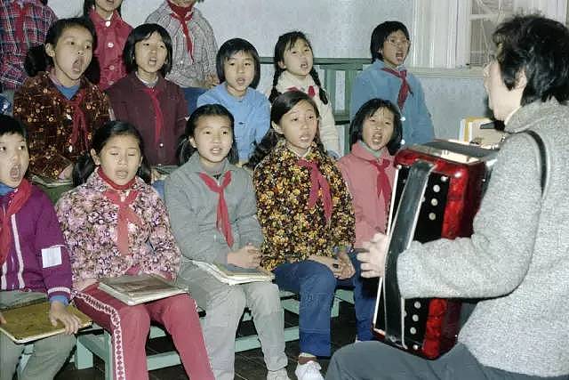 36年前一对美国夫妻，拍了1600多张中国旅游照，看哭了所有人…… - 28
