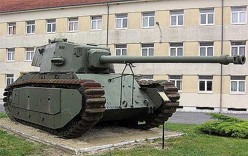 厉害了，法国这奇葩搞出世界首款自动装弹坦克，还是左轮装填 - 8