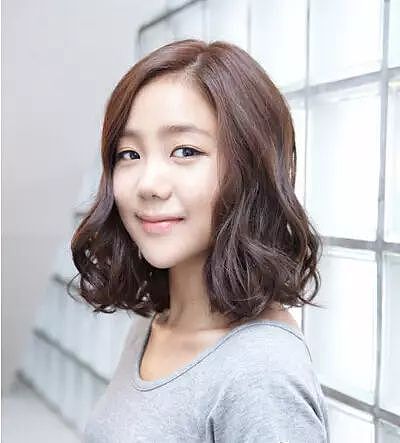 韩式短发烫发发型女 甜美利落 - 1