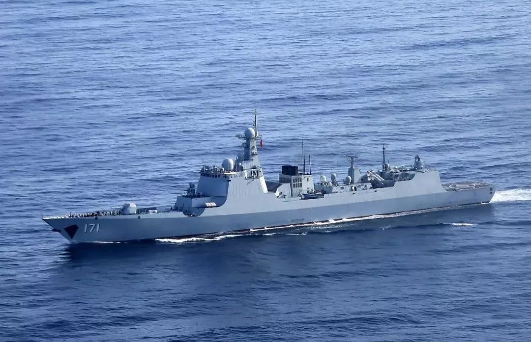 美国军官称：中国军舰是古董，如今这句评价落在俄军头上了｜军情晚报 - 23