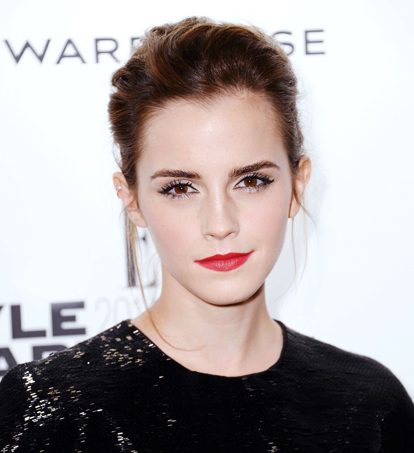 动动嘴巴就能瘦脸｜来自Emma Watson的8个美容窍门 - 13