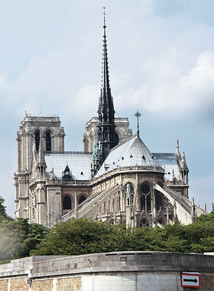 巴黎圣母院失火：这座见证法国历史的建筑会消失吗？ - 5
