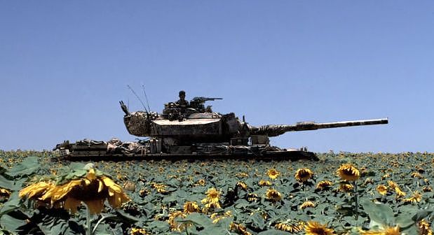 不是所有以色列士兵都战斗力爆表，这几名坦克兵的表现真的很“窝囊”！ - 4