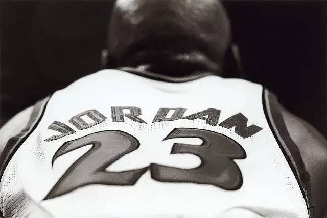 迈克尔·乔丹生日快乐！100张经典照片回顾“篮球之神”的封神路！ - 96