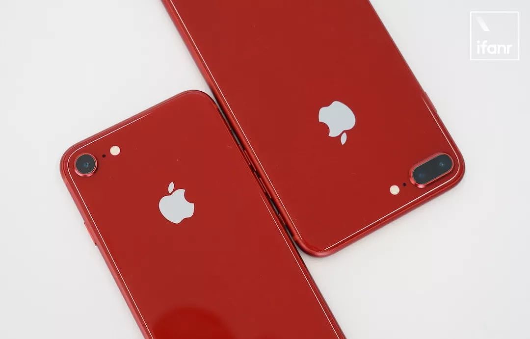 最骚 iPhone —— 红色特别版 iPhone 8 上手实测 - 7
