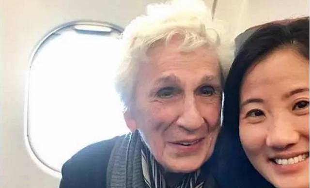 飞机上邂逅96岁老太太，独自旅行优雅从容，她的故事终身受益！ - 3