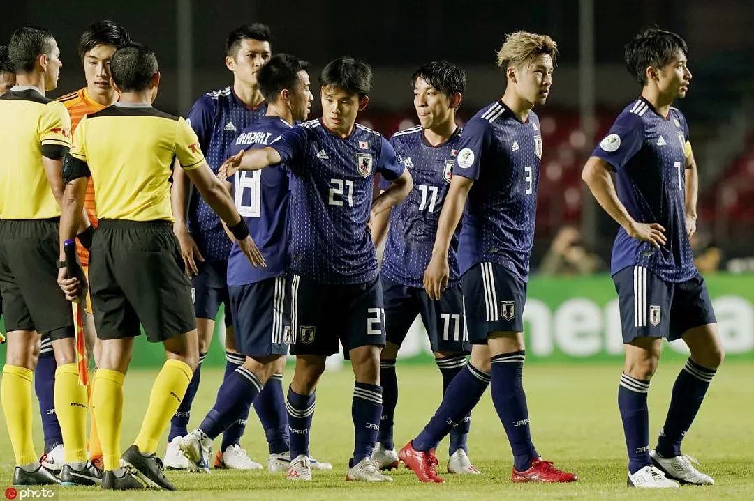 90分钟失绝杀出局！这支对飙乌拉圭的日本二队赢得尊重 - 1