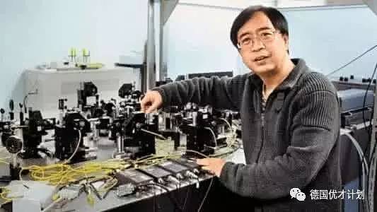 中国又有了一位世界级顶尖科学家！他或许会成为穿越时空第一人！ - 32