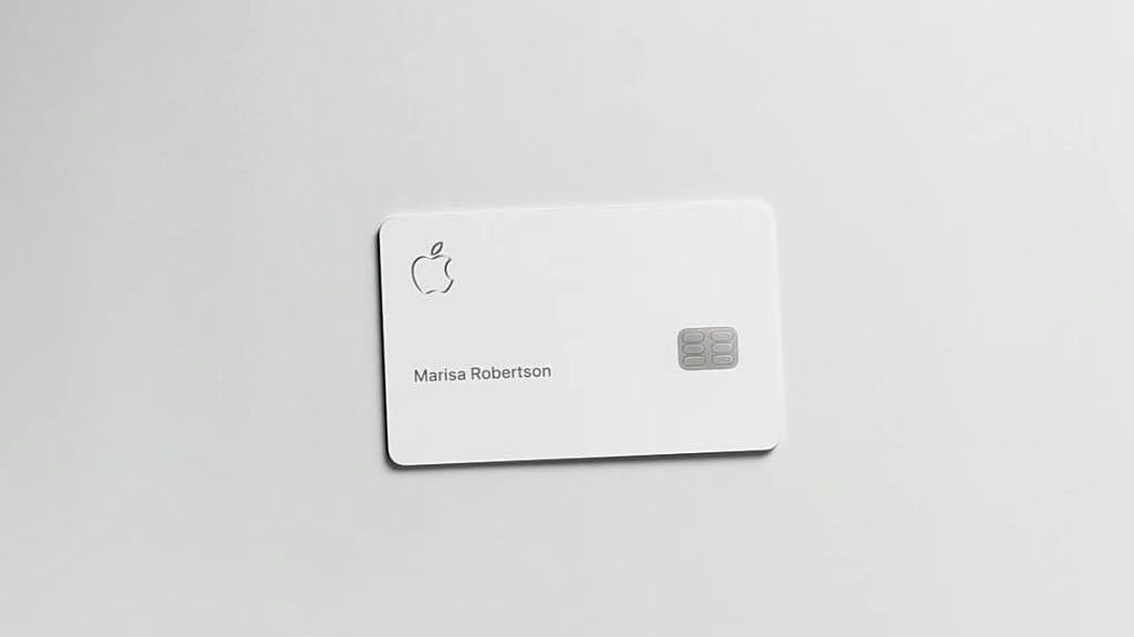 苹果今早发布会里唯一的硬件，竟然是一张信用卡。。。 - 10