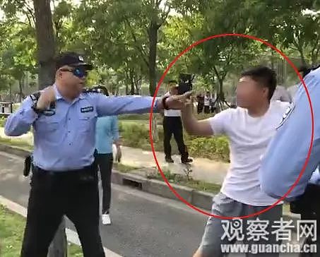 “三次警告，武力升级”……这段“教科书级”警察执法视频火了！ - 5