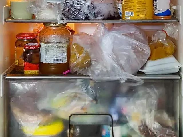 这些食物放冰箱只会更容易坏！赶快清理，让冰箱整洁又省电 - 2