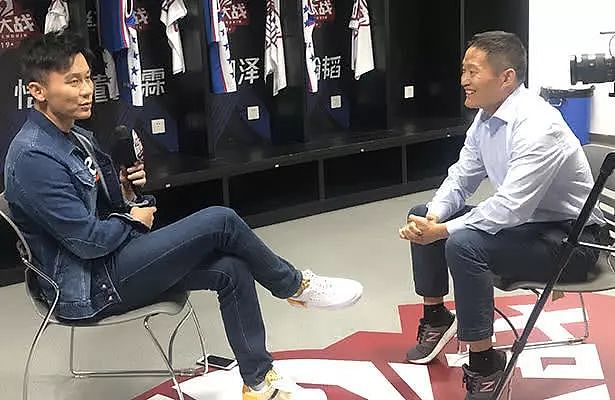 专访李晨：因为红蓝大战买鞋 艺人打篮球不是玩儿而要拼搏 - 1