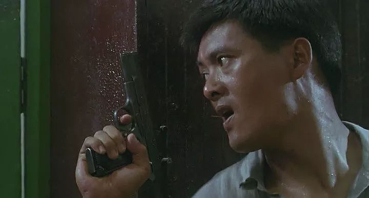 香港警匪片中的枪你最喜欢哪一款？AK很多都是56改 | 轻武专栏 - 10