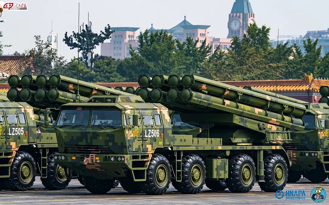 370毫米真理！解放军将“弹道导弹”改箱式发射，名曰“远程火箭炮” - 16