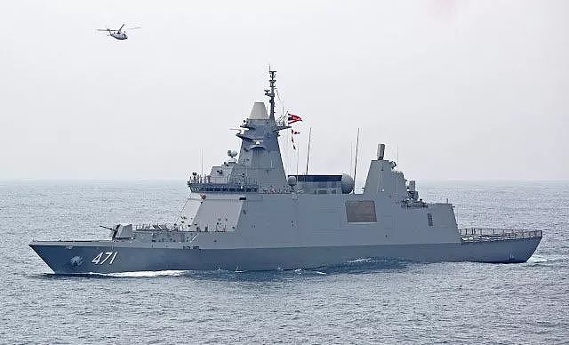 泰国海军两代主力舰同框，中国造军舰老骥伏枥，毫不弱于韩国新舰 - 9