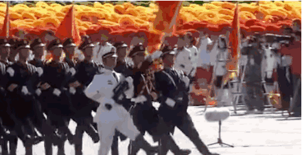 朝鲜阅兵式上的弹簧步到底是怎么来的？（附弹簧步教程） - 4