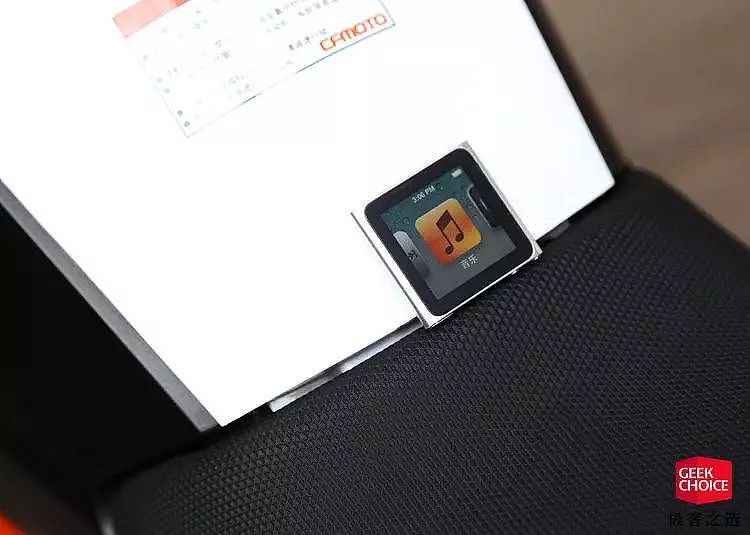 它是乔布斯的最后一款 iPod nano，还影响了 Apple Watch 的诞生 | 极客博物馆 - 10