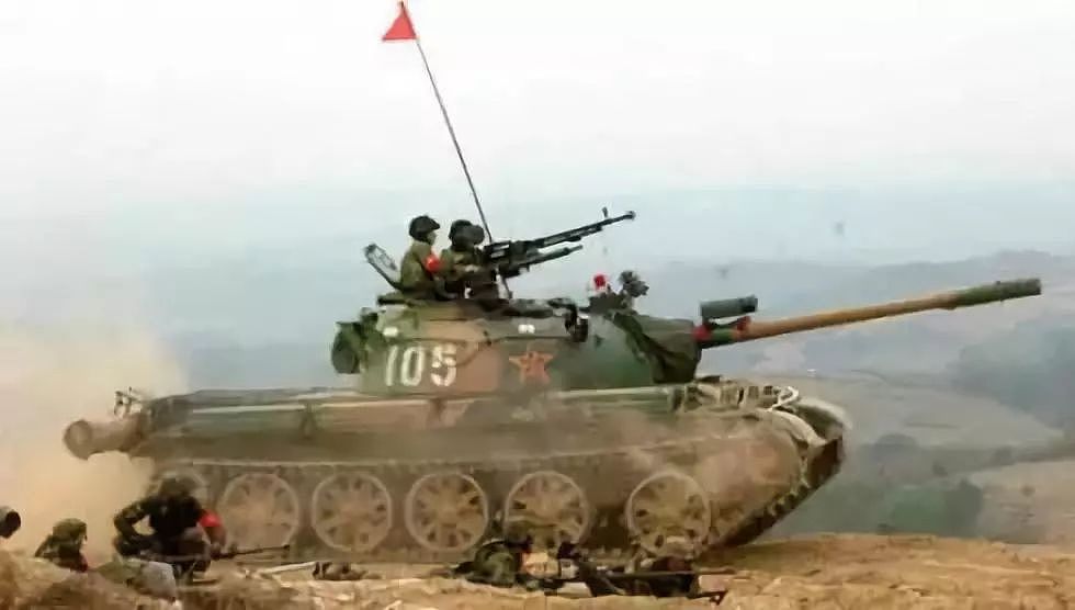 国防部官宣“15式”新型坦克已服役！中国这款新轻坦好在哪？ - 5