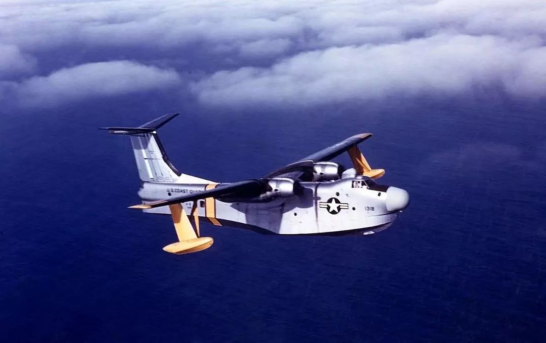 中国AG600首次水上起降，美国也曾热衷水上飞机，造出水上B52 - 11