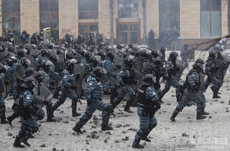 可杀不可辱！乌克兰逼金雕特种部队下跪，几十人扭头叛逃俄罗斯 - 5