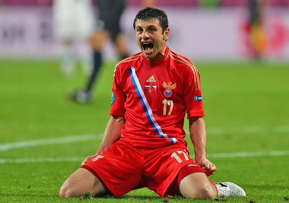 世界杯给了俄罗斯足球救赎的机会，却唯独没给他留下追梦的时间 - 5