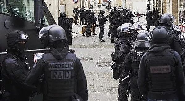 法兰西黑豹| RAID，一支称为“黑衣人特别行动队”的法国反恐精英 - 16