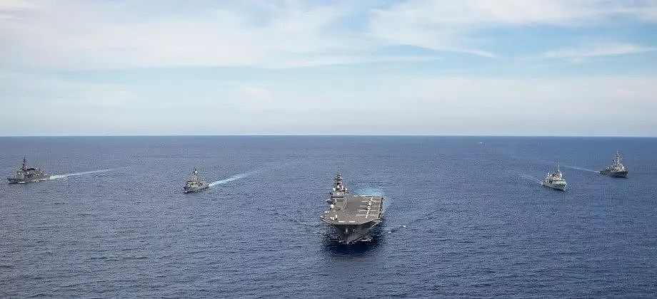 日本四支航母舰队悄然成型，它们会威胁中国航母的安全吗？ - 10