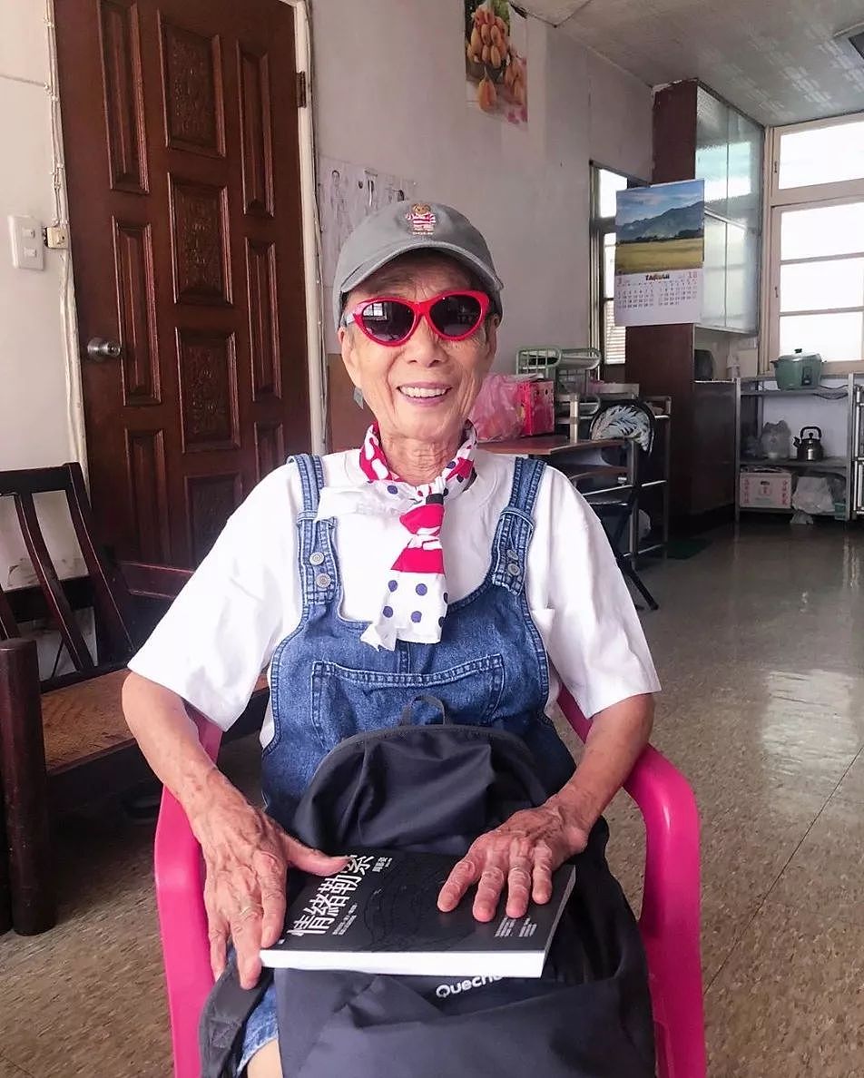 91岁奶奶决定“放飞自我”：女人要到多少岁才有资格为自己而活？ - 37