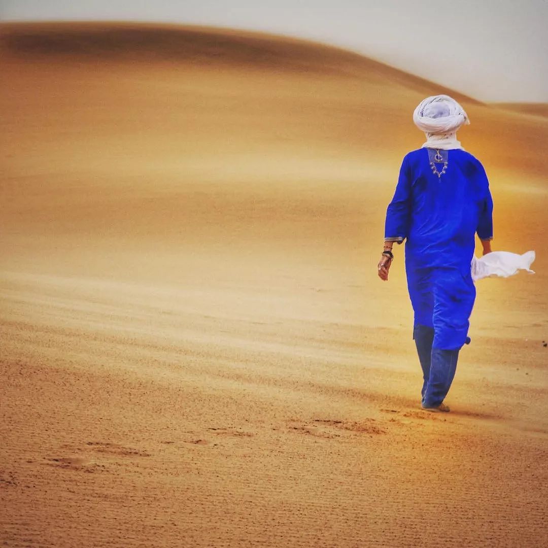 这个半海半沙漠的梦幻之地，比摩洛哥美10倍还免签，一生必去一次！ - 35