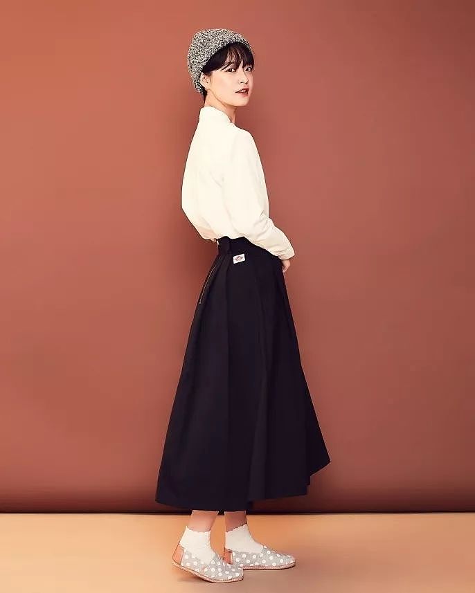 这个五官精致的韩国短发模特，因可攻可柔的绝佳衣品成为粉丝们不愿和别人分享的心头之宝！ - 25