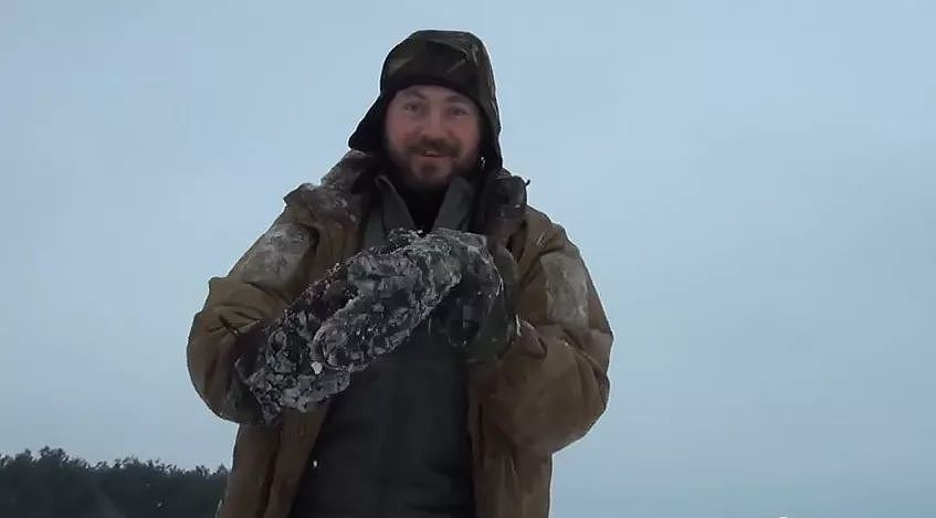 美军北极部队在防寒上煞费苦心：士兵敢穿着它泡冰水里 - 10